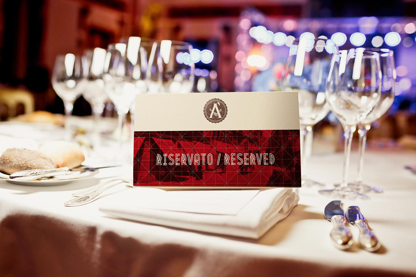cartellino segnaposto tavolo ristorante